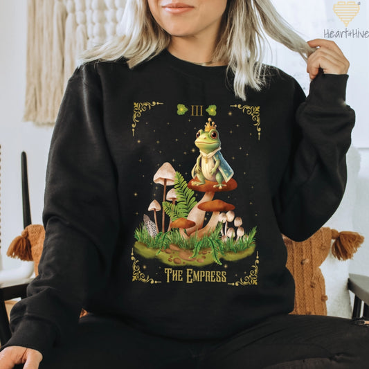 The Empress // Pullovers // 2 Colors